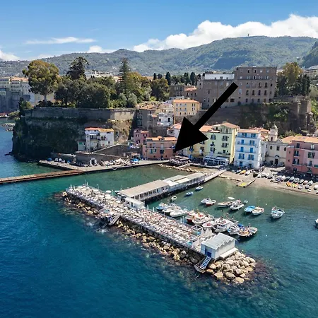 Marina Grande Harbor Semesterbostad